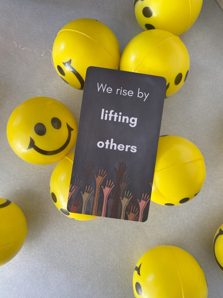 “We rise by lifting others”. An important reminder to keep with us! With others around us we smile a little brighter, laugh a little longer, and live a little better.
-
#mentalhealth #mentalhealthawareness #positivity