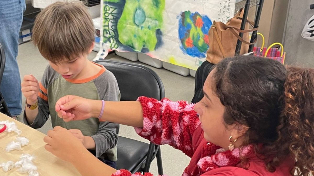 📣 Summer Art Camps: Build a biome? Time travel? And more!

- mailchi.mp/youthartexchan…