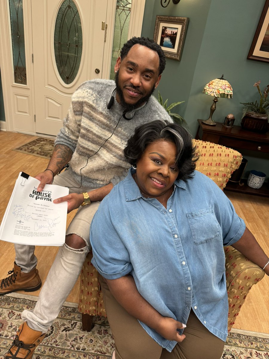 theycallmetk_'s tweet photo. The Midseason Premiere “Tricks, No Treats” of @houseofpaynebet written by me comes on at 9pm/8c ! This was a fun episode to see bring to life! #HouseOfPayne #TKWroteIt #ThankGod #AnotherOneInTheBag https://t.co/LaSDkXHQXS