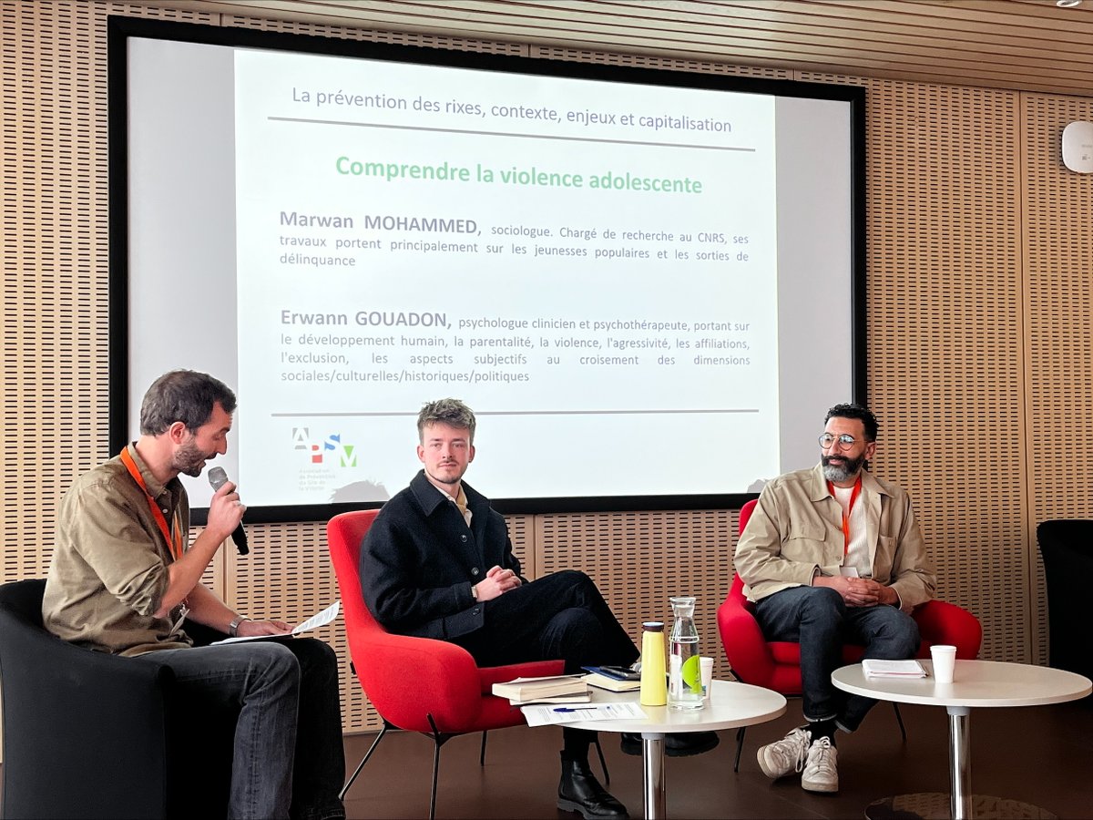 Notre Caisse a accueilli le 13/03 dernier un séminaire sur la prévention des rixes, organisé en partenariat avec la Mairie de Paris et l’<a href="/Apsvillette/">APSV</a>. L’occasion de renforcer notre implication pour la prévention, en finançant des projets via l'appel à projets de la Ville de Paris