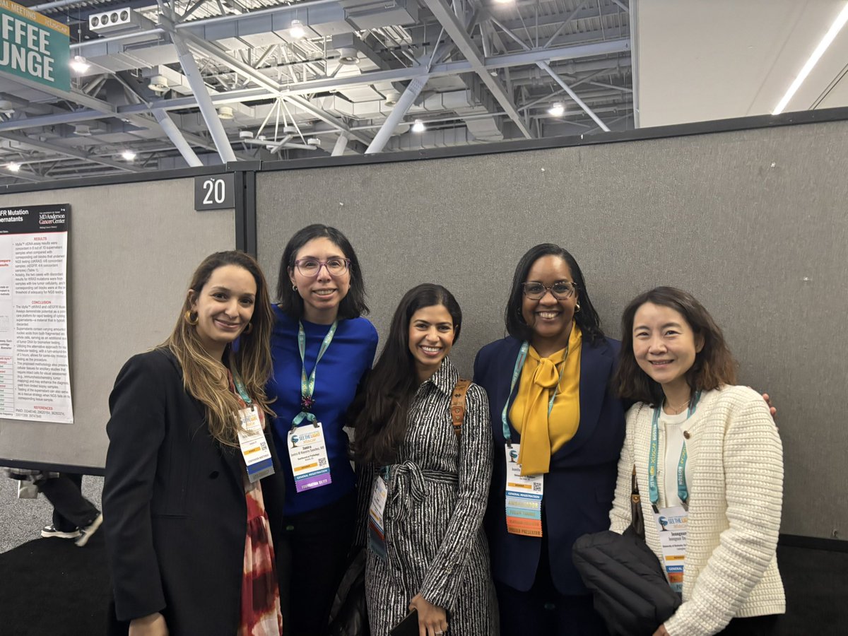 NebbacheHafsa's tweet photo. Grateful for one more chance this year to reconnect with incredible pathology mentors, friends, and colleagues. Without even realizing it, we become one big family learning, growing, and supporting each other every step of the way! 

With: 
@Janiranavarro @Sara_Jiang @FerreiraJuanita @AranzaPinedo @Carol2Path @emhartsell_path @juniorbachchan @ThePath_Mo @DrDilshadD @TaniaPlateroMD @TheUSCAP @Pathologists @CAPFndn 

#Pathology #forevergrateful #MedTwitter #Gratitude 

#PathX #PathTwitter #USCAP #CAP25 #PathResidents