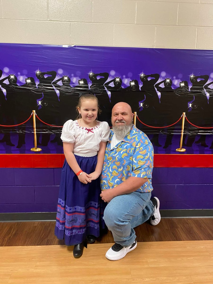 👑The 2025 Princess Ball is just around the corner!
It will take place on 4/5 from 6–8 PM at Middletown High School!
Pre-sale tickets are $20 and include entry for the princess &amp;  adult chaperone. Get tickets now here: bit.ly/MiddiesPB2025
Tickets will be $25 at the door.