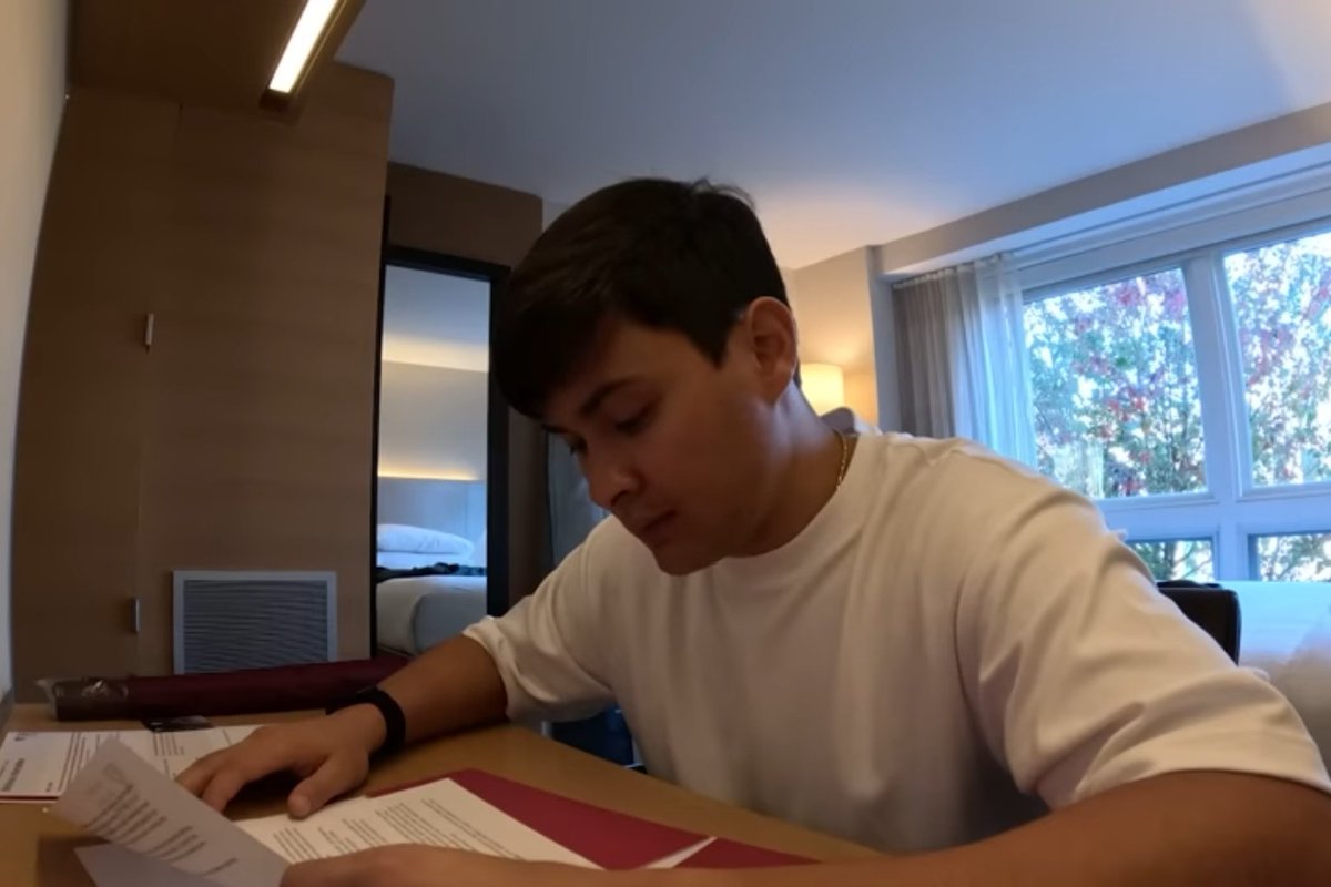 Dolc_lxx's tweet photo. Happiest birthday, @mateoguidicelli! Your journey with @JustSarahG continues. May it be blessed with love and happiness all throughout. Enjoy your birthday and all that comes with it. 🎂🥂🎊
#AshMatt
#TheGs https://t.co/lD1HDAVJLy