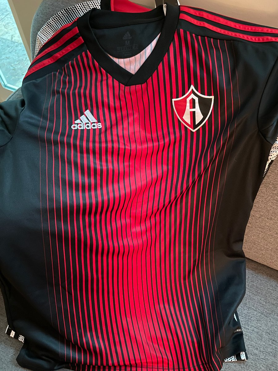 salvador barcenas tweet media