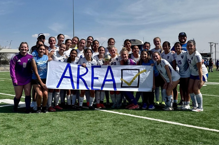 Decatur_HS's tweet photo. Congrats to Lady Eagles Soccer for winning today 6-1 over San Angelo Lakeview. Area Champions for the first time in program history. #weAREdecatur🦅🦅🏆🏆 https://t.co/j9Y1tGqdVD