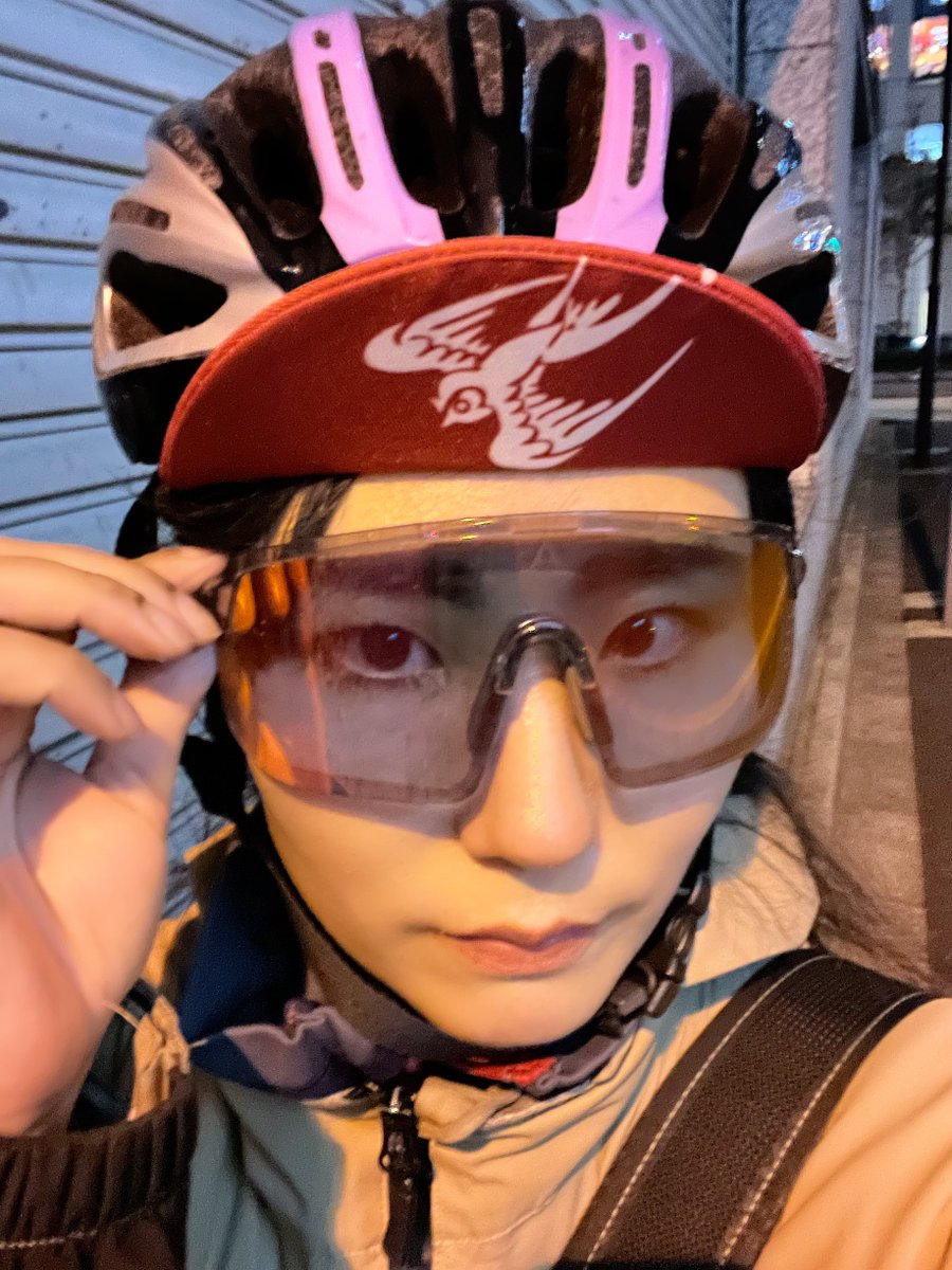 samaRIDLEY31's tweet photo. 日中暑いから今日も夏用ビブだよー！
仕事いてくる🚴
 #ALTALIST  #rofcycle https://t.co/yhTYARuHSF