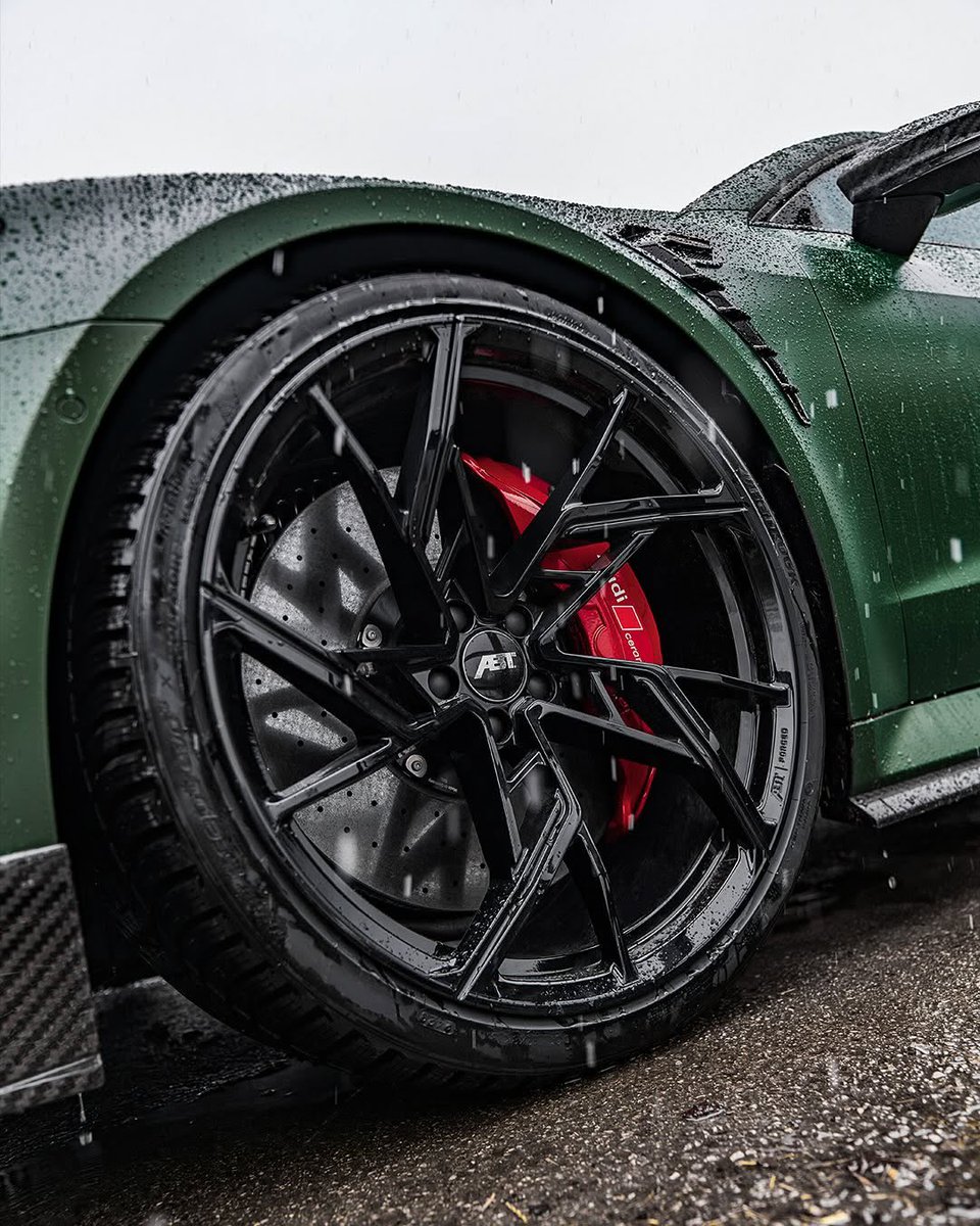 TheAutoHub's tweet photo. AUDI ABT RS7🖤 https://t.co/cmpHngCRyY