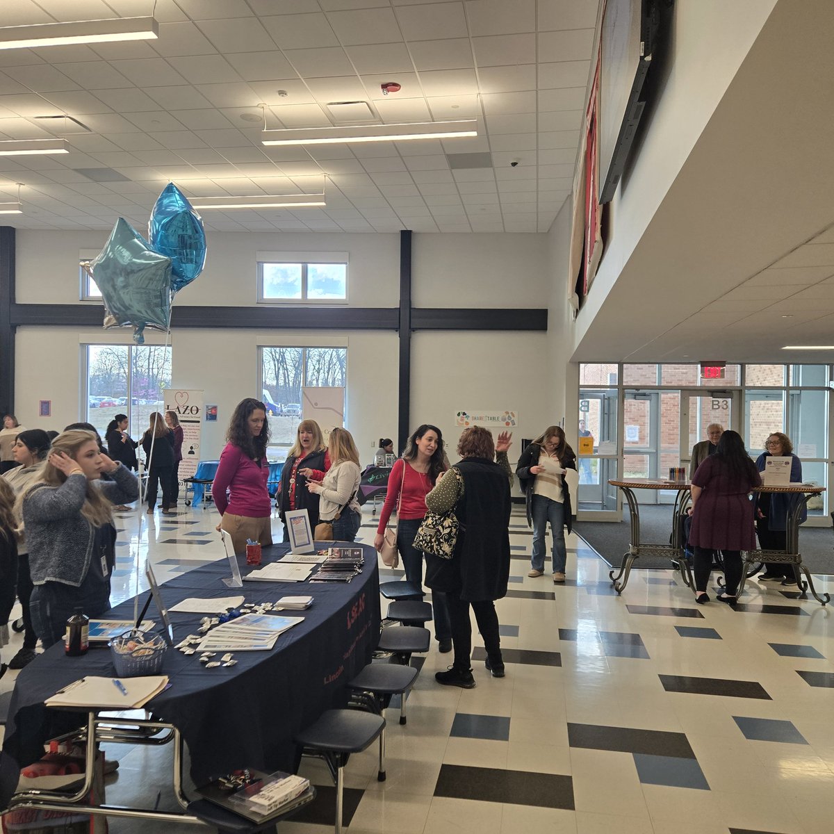 Outstanding turnout tonight for our high school transition fair!  Lincoln hosted many vendors, parents and districts for this fantastic event to transition our students to adult services! <a href="/LHSRI/">Lincoln High School</a> <a href="/KevinJ_McNamara/">Kevin J. McNamara</a> <a href="/MsLanni/">Nicole Lanni</a> <a href="/KenHopkinsJr/">Ken Hopkins Jr.</a>