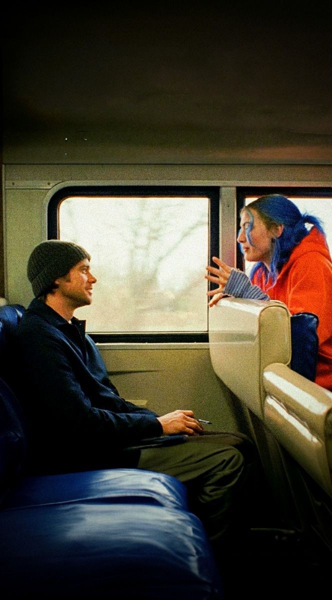 Akanes_left_eye's tweet photo. Just so you know Yellow Adelaide Riley approves of Eternal sunshine of the spotless mind.. Just so you know #movie #mortalisperpetua https://t.co/Q6UDRcxKWt