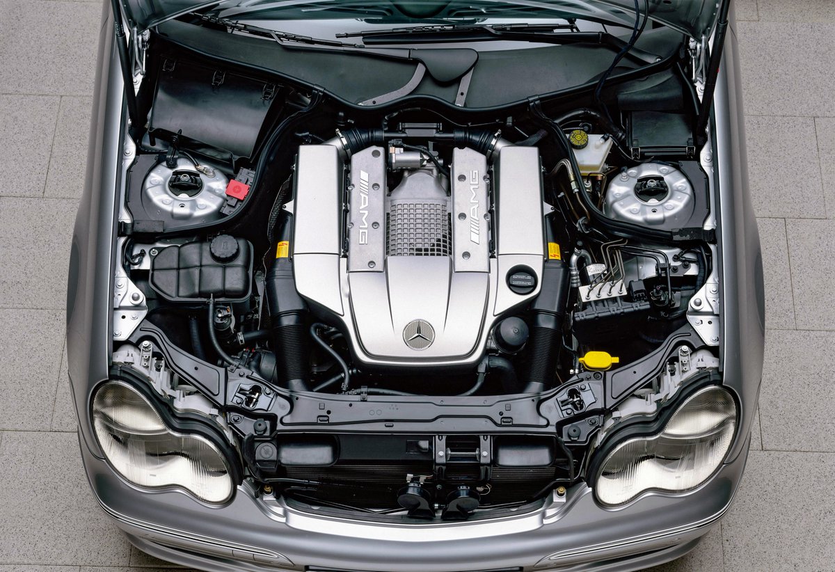 Mercedes-Benz Argentina tweet media