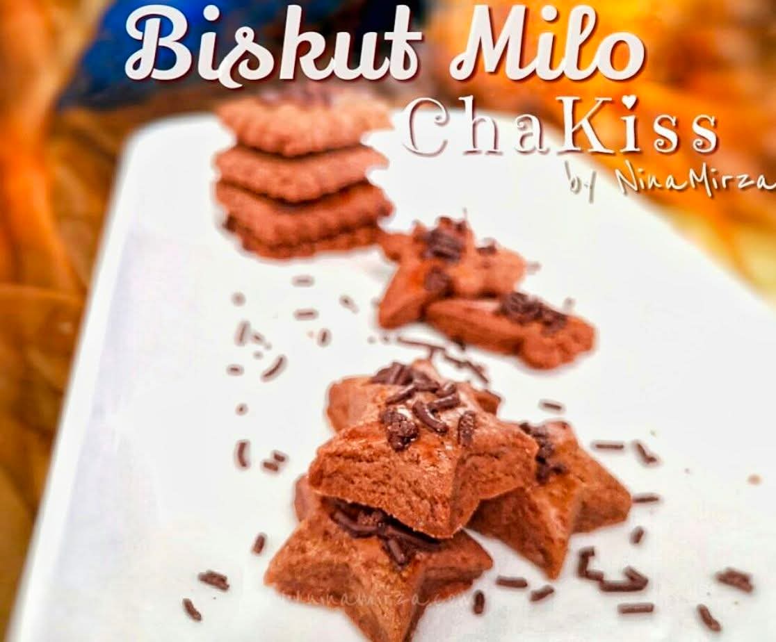 Nina2Mirza's tweet photo. Ramai pulak mintak resepi Biskut yang Nina share tadi.  Nama dia Biskut ChaKiss

Biskut paling senang, simple, bahan pun mudah 
Rasa coklat yang pasti akan menjadi kegemaran anak²
Korang boleh laaaa try! 
https://t.co/DR6DB17JVs

#NinaMirza 
 #BiskutCoklatChaKiss
#BiskutRaya https://t.co/WMIVq1K0sj