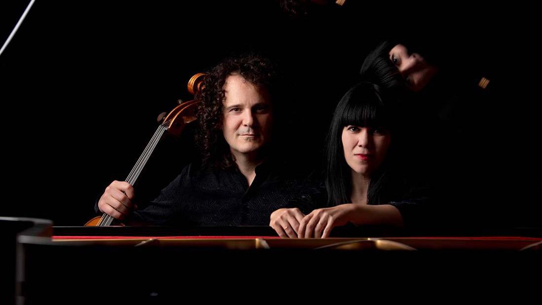 Dúo Cassadó presenta su nuevo disco en el <a href="/TCalderonVLL/">Teatro Calderón</a>  🎻🎹

Damián Martínez y Marta Moll darán a conocer su nuevo trabajo discográfico 'Hypnotik'. Un álbum que promete tener gran proyección internacional.

📅 29 de marzo ⏰ 20:00 horas.

tcalderon.com/evento/concier…