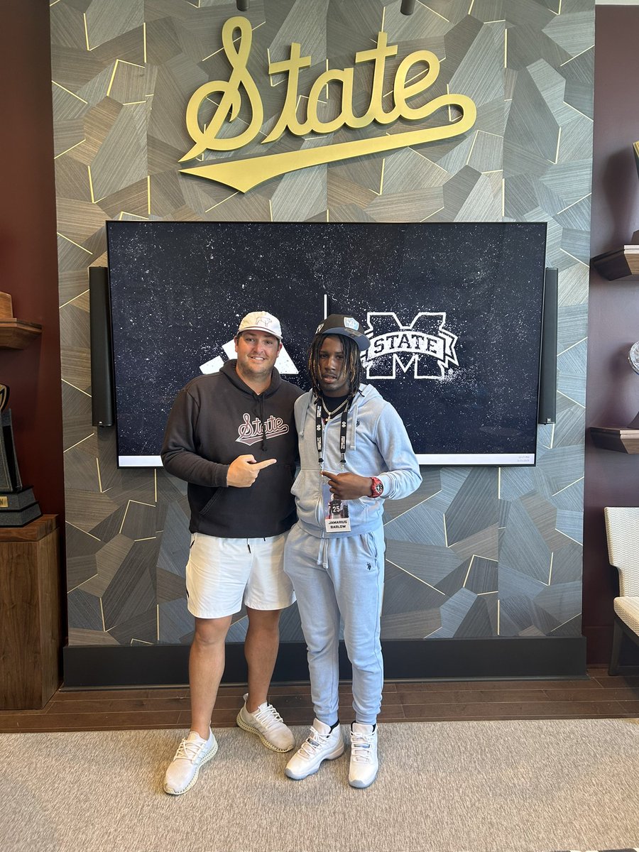 J.T. Barlow (@jtbar1ow) on Twitter photo Blessed to receive a offer from Mississippi State University 🖤🔥 <a href="/HailStateFB/">Mississippi State Football</a> <a href="/Coach_Leb/">Jeff Lebby</a> <a href="/ChadSimmons_/">ChadSimmons</a> <a href="/YellowhammerFB/">Yellowhammer Football</a> <a href="/samspiegs/">Sam Spiegelman</a> <a href="/TomLoy247/">Tom Loy</a> <a href="/ALLGASATHLETES/">ALLGAS ATHLETES™️ ⛽️⛽️⛽️⛽️</a> <a href="/adamgorney/">Adam Gorney</a> <a href="/TDARecruiting/">Touchdown Alabama Recruiting</a> <a href="/CoachNared/">Justin Nared</a> <a href="/CoachCaldwell04/">Malangelo Caldwell</a> <a href="/CoachA_Ingram3/">Arthur Ingram III</a> Blessed to receive a offer from Mississippi State University 🖤🔥 <a href="/HailStateFB/">Mississippi State Football</a> <a href="/Coach_Leb/">Jeff Lebby</a> <a href="/ChadSimmons_/">ChadSimmons</a> <a href="/YellowhammerFB/">Yellowhammer Football</a> <a href="/samspiegs/">Sam Spiegelman</a> <a href="/TomLoy247/">Tom Loy</a> <a href="/ALLGASATHLETES/">ALLGAS ATHLETES™️ ⛽️⛽️⛽️⛽️</a> <a href="/adamgorney/">Adam Gorney</a> <a href="/TDARecruiting/">Touchdown Alabama Recruiting</a> <a href="/CoachNared/">Justin Nared</a> <a href="/CoachCaldwell04/">Malangelo Caldwell</a> <a href="/CoachA_Ingram3/">Arthur Ingram III</a>