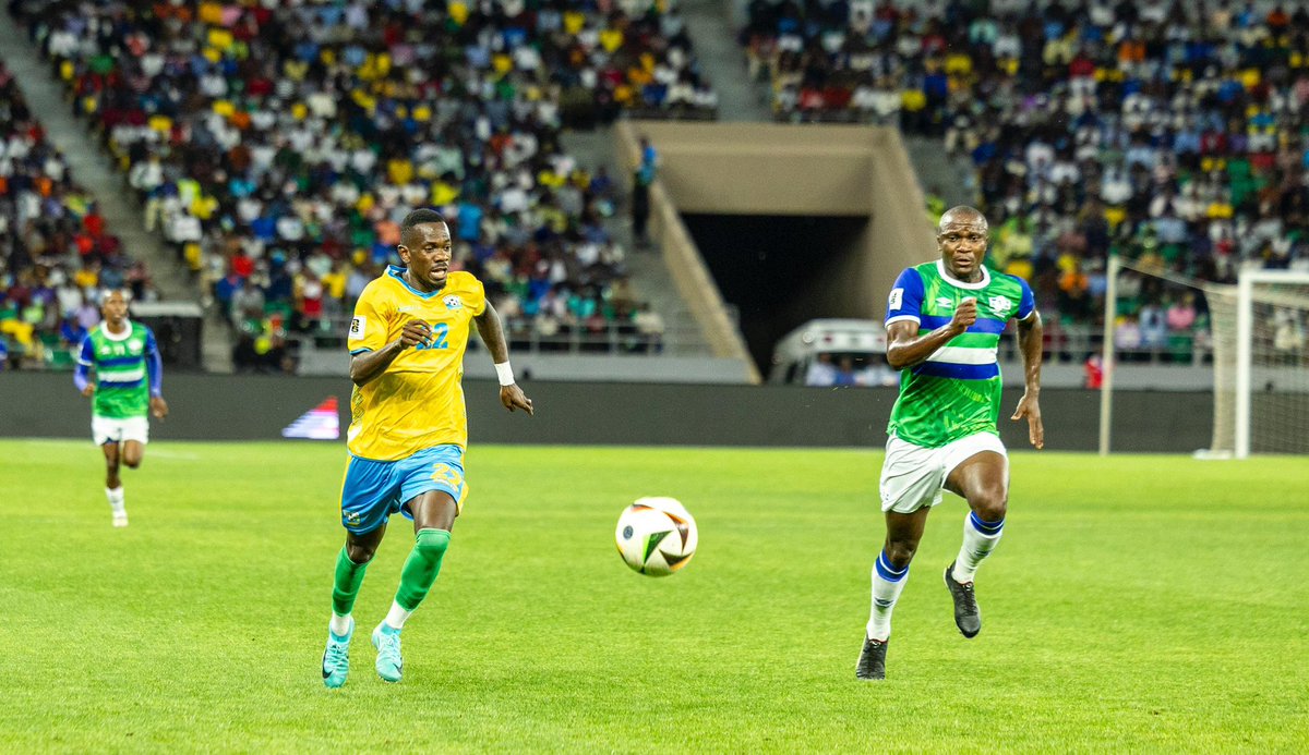 AfricaFactsZone's tweet photo. South Africa's Bafana Bafana beat Benin 2-0 away from home to stay at the top of Group C in the FIFA World Cup African Qualifiers.

Nigeria were held to a 1-1 draw by Zimbabwe at home.

Rwanda were held to a 1-1 draw by Lesotho at home. https://t.co/qg6Plb1Rp6