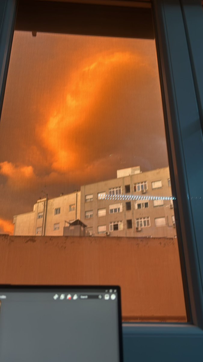 samucs02's tweet photo. Fotos del cielo porque estaba precioso 
[25/03/2025] https://t.co/Q6Z8DOYNAj