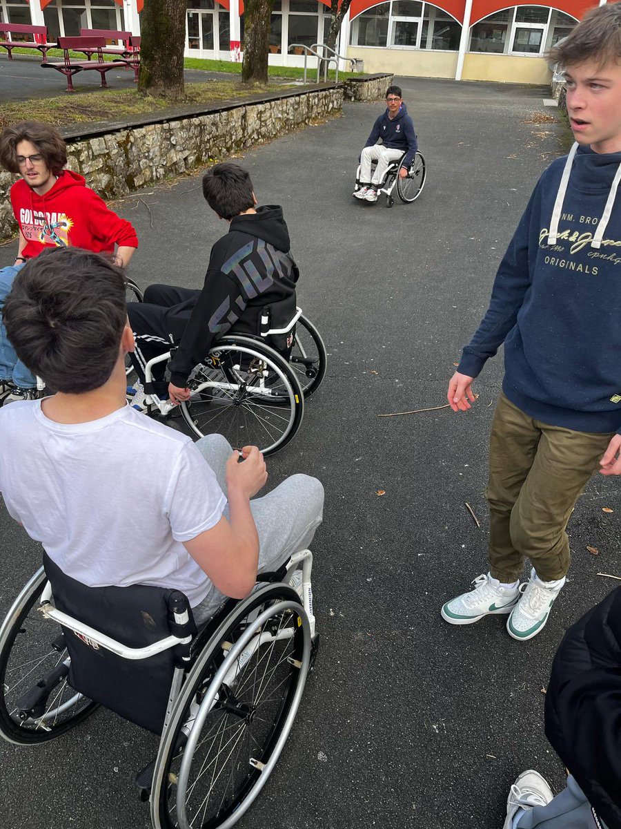 Semaine de sensibilisation au handicap, 13ème édition, organisée par les élèves de l’EDS EPPCS 👏 #inclusion <a href="/dsden12/">DSDEN12</a> <a href="/actoulouse/">Académie de Toulouse</a>