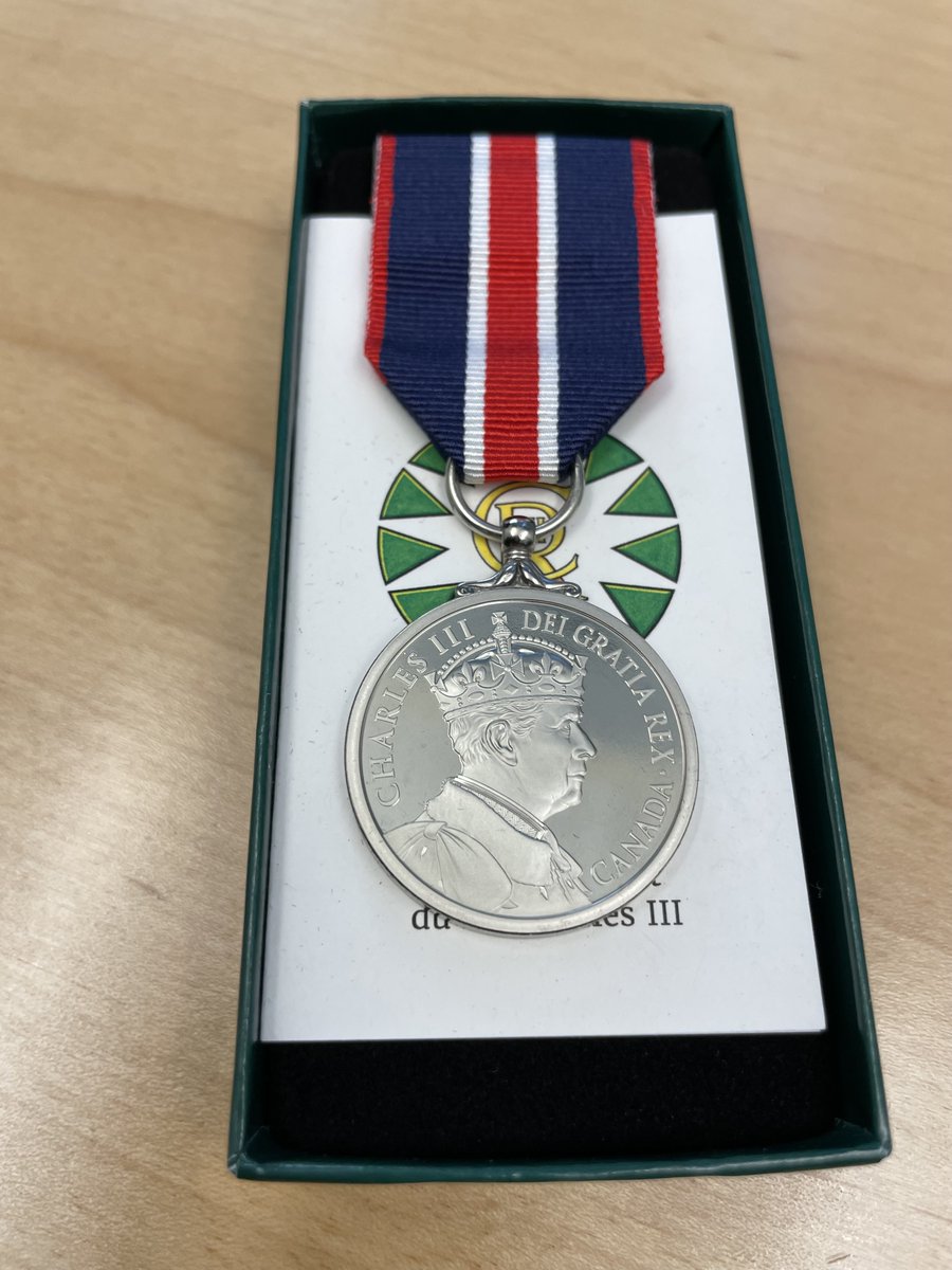 Gang Zheng Lab (@ganglabstyle) on Twitter photo Our beloved scientific associate Juan Chen has been honored with the King Charles III Coronation Medal, recognizing her contribution to Canadian healthcare! She was nominated by <a href="/TerryFoxCanada/">Terry Fox Foundation</a> <a href="/tfri_research/">Terry Fox Research Institute</a>; We are so proud of you, Juan! Our beloved scientific associate Juan Chen has been honored with the King Charles III Coronation Medal, recognizing her contribution to Canadian healthcare! She was nominated by <a href="/TerryFoxCanada/">Terry Fox Foundation</a> <a href="/tfri_research/">Terry Fox Research Institute</a>; We are so proud of you, Juan!