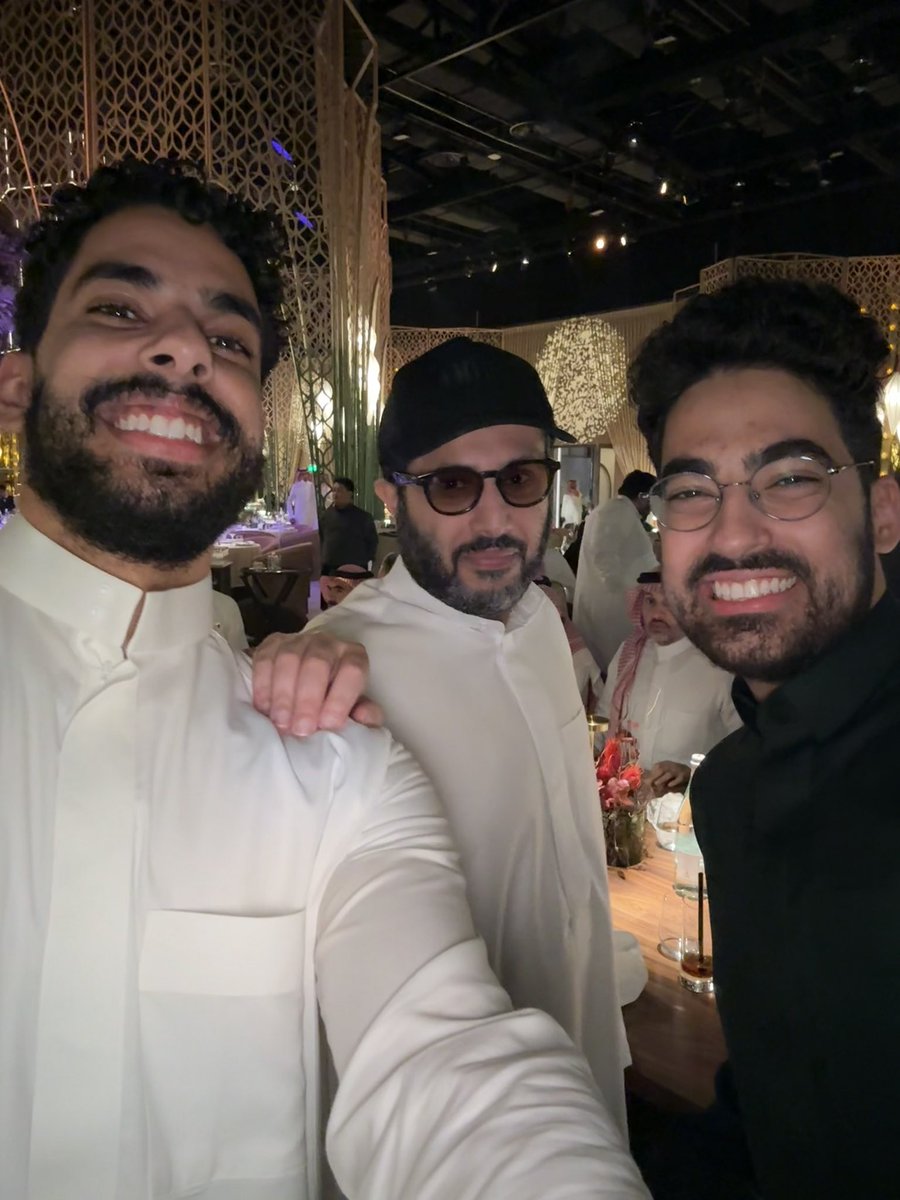 تشرفنا بلقاء معالي المستشار تركي آل الشيخ
الترفيه صار له شكل ثاني بعده، واحنا متحمسين للّي جاي🔥#سعودي_ريبورترز
