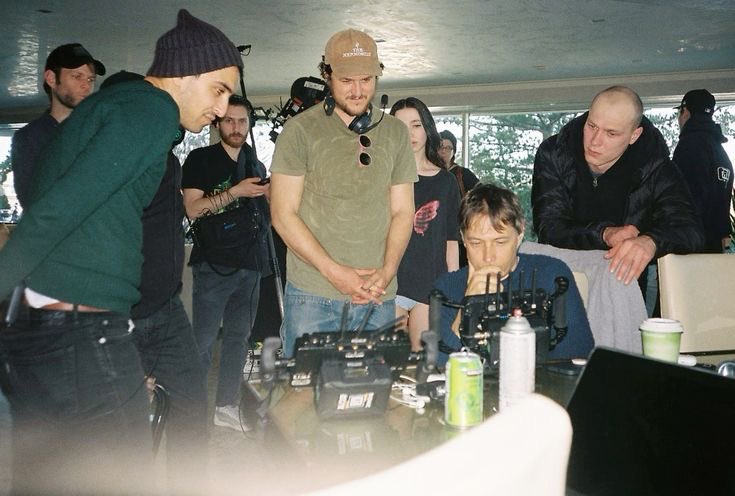 𝗗𝗶𝗴𝗶𝘁𝗮𝗹 𝗦𝗽𝘆 ᴿᴾ • Newsletter!
𝗘͟𝘅͟𝗰͟𝗹͟𝘂͟𝘀͟𝗶͟𝘃͟𝗲͟ • Review • Interviews • More

🗞️𝘕𝘦𝘸𝘴: Leaked photos from the set show Daemon Reid accurately directing each scene of <a href="/AnoraMovieRP/">𝖠𝗇𝗼𝙧𝖺 ᴿᴾ</a>.