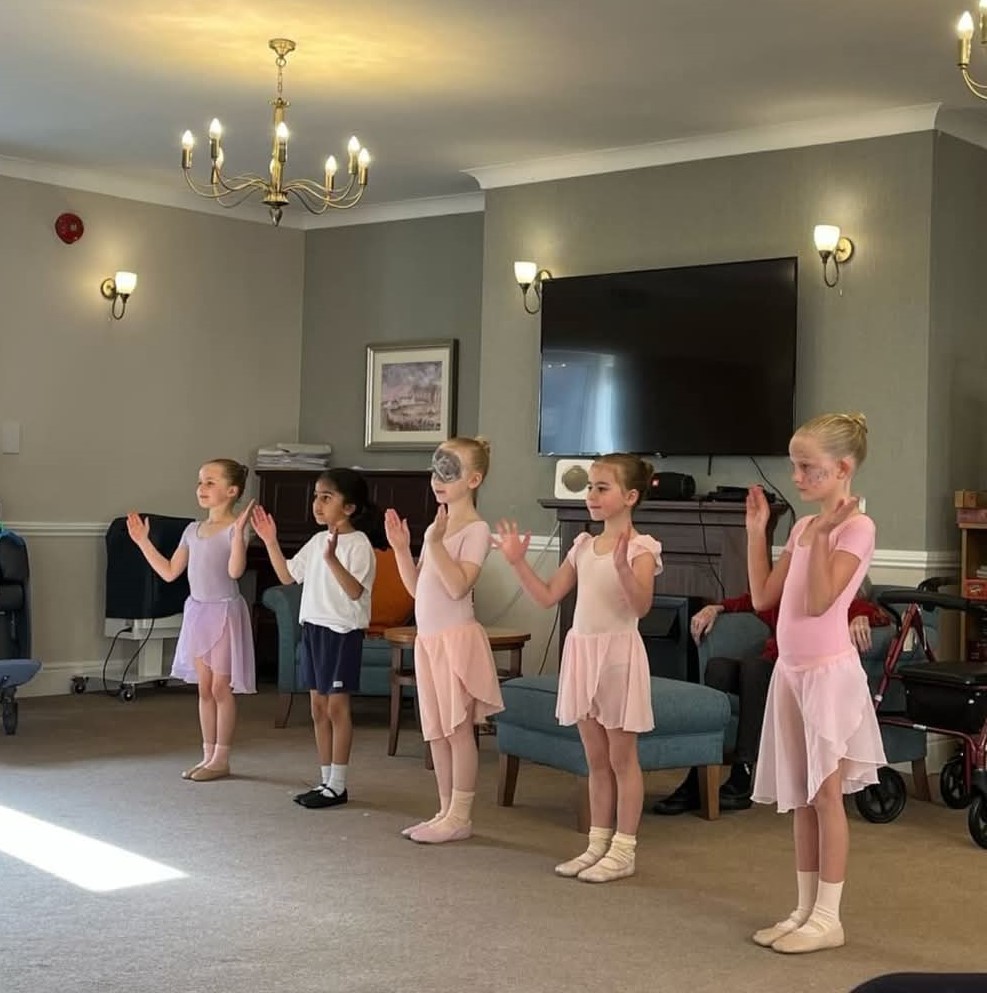 Rendcomb College tweet media