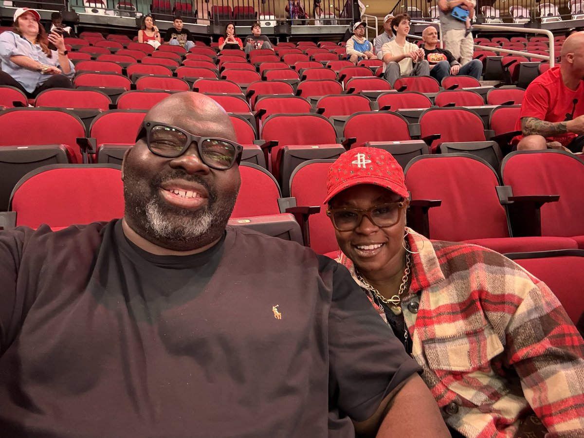 Dr. Roosevelt Nivens (@dr_rnivens) on Twitter photo 🌟 Happy 25th Anniversary, my beloved <a href="/KarlaNivensENT/">Karla Nivens</a>! Just as Proverbs 31:10 says, "A wife of noble character who can find? She is worth far more than rubies." I am forever grateful for your love, strength, and faith. Here's to many more blessed years together! 💝 🌟 Happy 25th Anniversary, my beloved <a href="/KarlaNivensENT/">Karla Nivens</a>! Just as Proverbs 31:10 says, "A wife of noble character who can find? She is worth far more than rubies." I am forever grateful for your love, strength, and faith. Here's to many more blessed years together! 💝