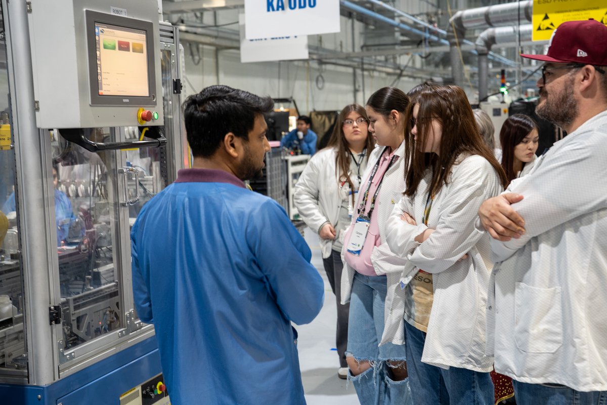 🔥 Proud to sponsor 4H’s #Ignite2025! <a href="/HughesConnects/">Hughes</a> hosted 30+ bright teens for an exclusive #STEM experience:

🔹 Factory tour
🔹 Network Management Center visit
🔹 Satellite internet session
🔹 Career Panel

Honored to inspire future leaders! 🚀

#4H #EmpoweringYouth