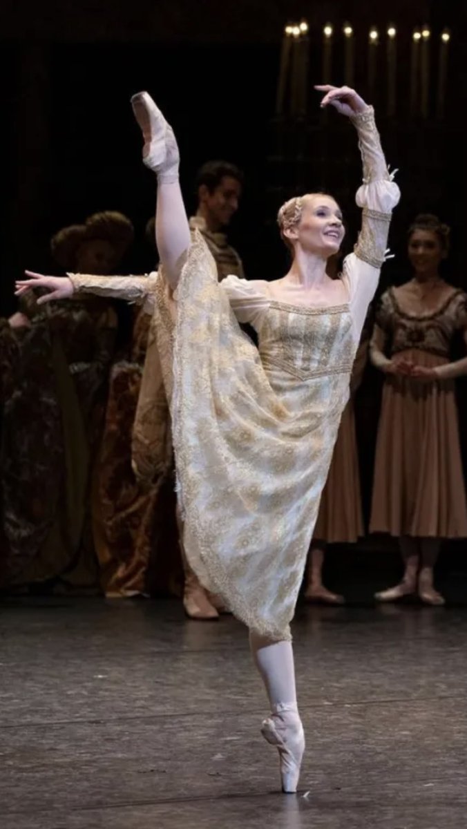 It’s so lovely being back in Covent Garden this evening to see Melissa Hamilton in ‘Romeo &amp; Juliet’. She is one of the brightest jewels in The Royal Ballet, and her recent (long overdue!) promotion to principal dancer is richly deserved. 🩰