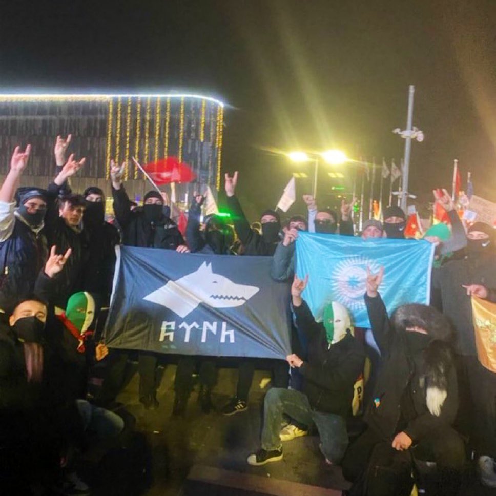 kulaguhan's tweet photo. Bi tane sağa sola zarar veren, bölücülük yapıp ortamı terörize eden kimse yok. Aralarında barındırmazlar, çünkü hepsi tertemiz Türk evladı hepsinden de razıyız. https://t.co/w0CU7fOkZ2