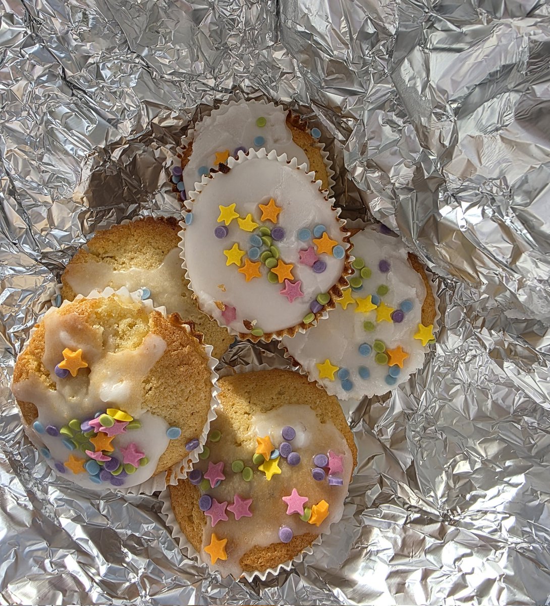 Sunflower House (@sfhalderhey) on Twitter photo Today's baking class in school was fairy cakes π§ <a href="/sandfieldschool/">Sandfield Park</a>
Here is a little before and after πͺβ¨οΈ.....
Dont they look delicious π
<a href="/AlderHey/">π₯ Alder Hey π</a>
#SFHπ» Today's baking class in school was fairy cakes π§ <a href="/sandfieldschool/">Sandfield Park</a>
Here is a little before and after πͺβ¨οΈ.....
Dont they look delicious π
<a href="/AlderHey/">π₯ Alder Hey π</a>
#SFHπ»