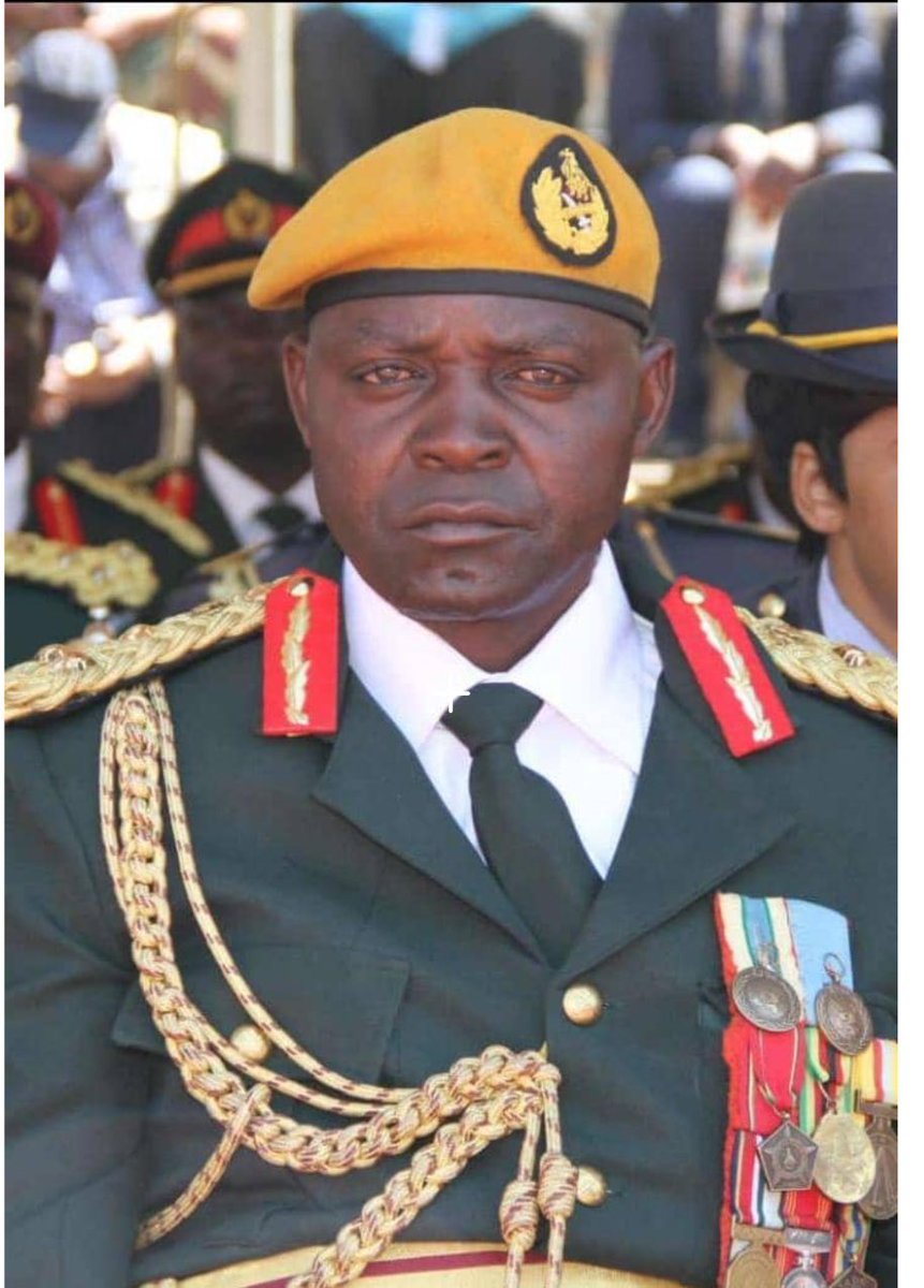 PrinceMatimba1's tweet photo. Meet Lieutenant General (Retd) Anselem Nhamo Sanyatwe the new Minister of Sport, Recreation, Arts and Culture. https://t.co/Bi4mcIl3LH