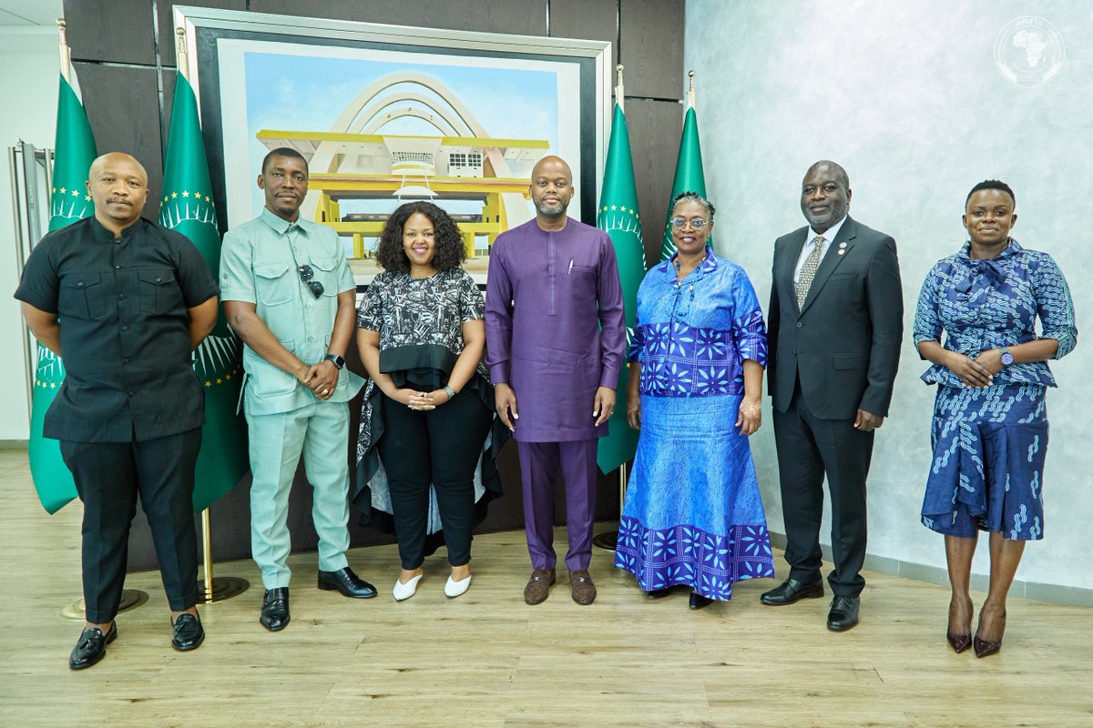 The FAEO President, Eng. Refilwe Buthelzi led a delegation to a meeting with Secretary-General of AfCFTA, Mr. Wamkele Keabetswe Mene,at the AfCFTA Secretariat, Accra, Ghana
The meeting discussed the following potential areas of collaboration.👇!