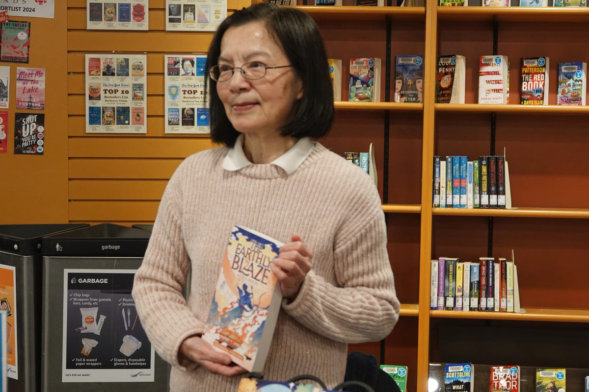 A gentle reminder that the nomination phase will end on April 5, 2025. If you want to see the #wuxia fantasy genre reach a wider global English-speaking audience and the #JinYong legacy continuing, here's your chance to help. Nominate The Earthly Blaze for this special award!