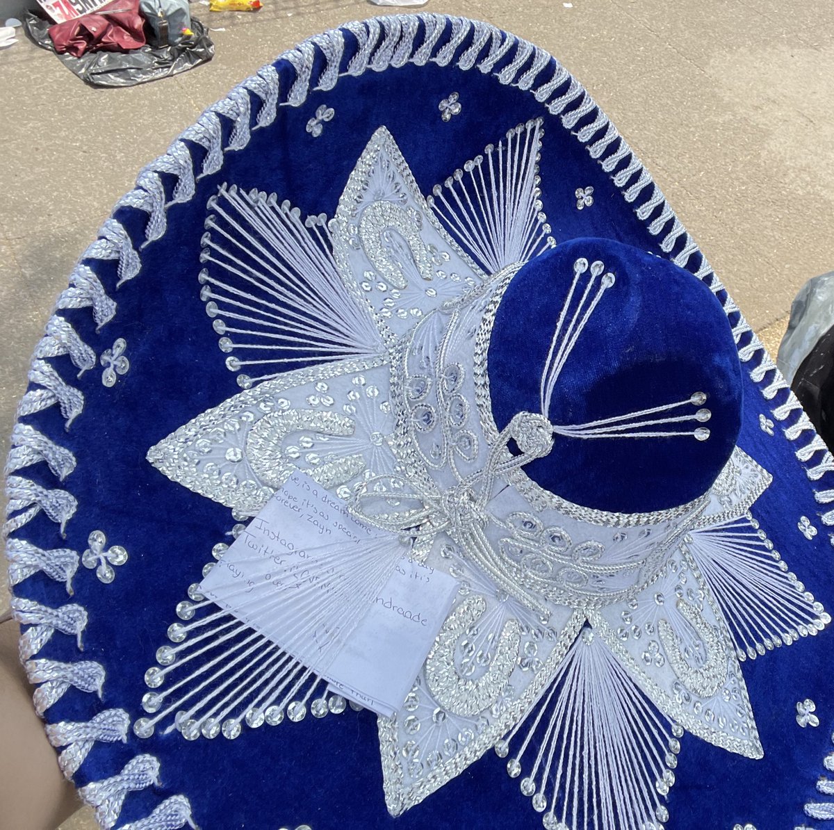 guys pls help me tag inzayn, they didnt let the hat in !!! <a href="/inZAYN/">ZAYN HQ in Vegas</a>  <a href="/zaynmalik/">zayn</a> they took it away from me but i can have it after the concert!!! please <a href="/inZAYN/">ZAYN HQ in Vegas</a>