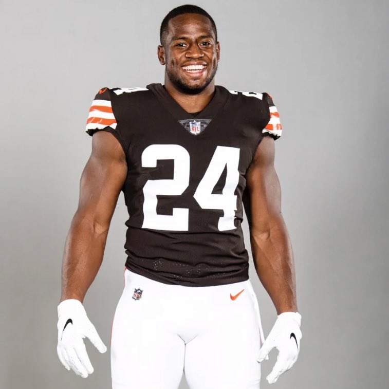 🔁 RT if you love Nick Chubb. #Browns