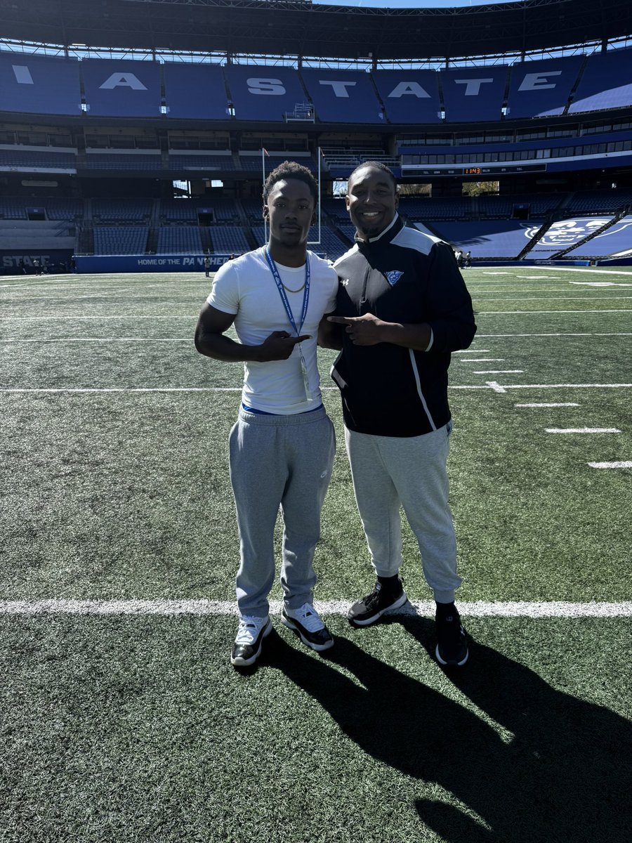 Tyree Begne (@tyreebegne2026) on Twitter photo Had a great time <a href="/GeorgiaStateFB/">GSU Football</a> today. Loved watching <a href="/Enrique__Davis/">Coach Enrique Davis</a> coach the backs up…Thanks for having me !!!
#GoPanthers
<a href="/DellMcGee/">Dell McGee</a>
<a href="/GSUrecruiting/">#NewAtlanta</a> Had a great time <a href="/GeorgiaStateFB/">GSU Football</a> today. Loved watching <a href="/Enrique__Davis/">Coach Enrique Davis</a> coach the backs up…Thanks for having me !!!
#GoPanthers
<a href="/DellMcGee/">Dell McGee</a>
<a href="/GSUrecruiting/">#NewAtlanta</a>