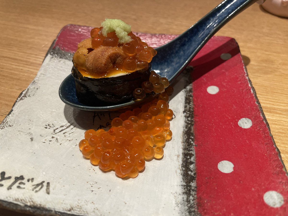 HideMiyai's tweet image. お声かけ頂き久しぶりに虎ノ門の #とだか で食事させて頂きました。
貸切で参加者の方との素敵な出会いもあり、食事も美味しいだけでなくまさに腹パン状態で、素晴らしい時間でした。
今予約して2年先だそうです😅
#虎ノ門とだか