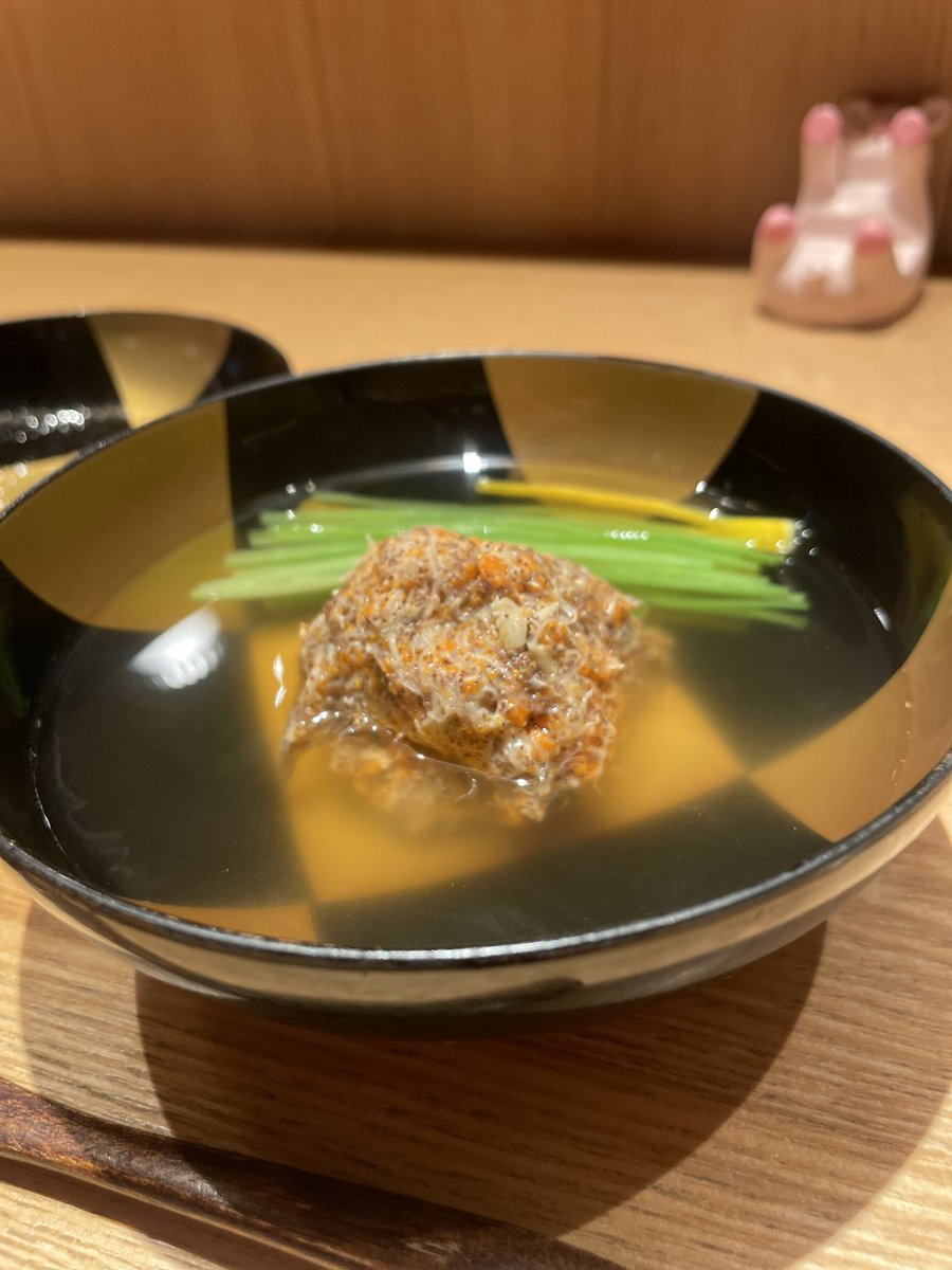HideMiyai's tweet image. お声かけ頂き久しぶりに虎ノ門の #とだか で食事させて頂きました。
貸切で参加者の方との素敵な出会いもあり、食事も美味しいだけでなくまさに腹パン状態で、素晴らしい時間でした。
今予約して2年先だそうです😅
#虎ノ門とだか
