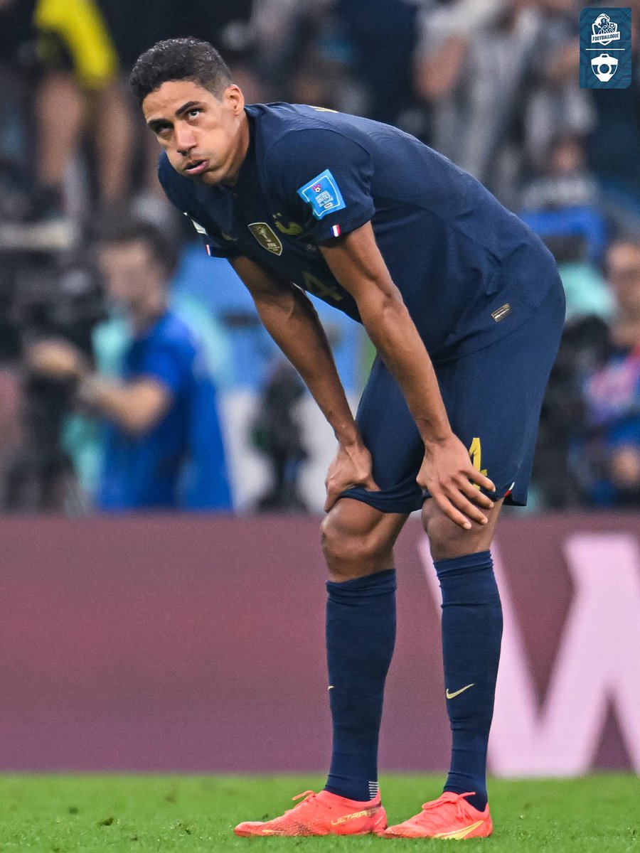 Footballogue (@footballogue) on Twitter photo Trรจs intรฉressant ce discours de Raphaรซl Varane, qui dit avoir senti ๐๐ป๐ฒ ๐ฑ๐ถ๐ณ๐ณ๐ฒฬ๐ฟ๐ฒ๐ป๐ฐ๐ฒ ๐ฑ'๐ฎ๐ฝ๐ฝ๐ฟ๐ผ๐ฐ๐ต๐ฒ ๐ฒ๐ป๐๐ฟ๐ฒ ๐น๐ฒ๐ ๐ณ๐ถ๐ป๐ฎ๐น๐ฒ๐ ๐ฑ๐ฒ ๐๐๐ ๐ฎ๐ฌ๐ญ๐ด ๐ฒ๐ ๐ฎ๐ฌ๐ฎ๐ฎ... ๐ซค๐ซ๐ท
"En 2022, j'ai ressenti qu'on jouait une finale mais... ๐๐ฒ ๐ป'๐ฒฬ๐๐ฎ๐ถ๐ ๐ฝ๐ฎ๐ Trรจs intรฉressant ce discours de Raphaรซl Varane, qui dit avoir senti ๐๐ป๐ฒ ๐ฑ๐ถ๐ณ๐ณ๐ฒฬ๐ฟ๐ฒ๐ป๐ฐ๐ฒ ๐ฑ'๐ฎ๐ฝ๐ฝ๐ฟ๐ผ๐ฐ๐ต๐ฒ ๐ฒ๐ป๐๐ฟ๐ฒ ๐น๐ฒ๐ ๐ณ๐ถ๐ป๐ฎ๐น๐ฒ๐ ๐ฑ๐ฒ ๐๐๐ ๐ฎ๐ฌ๐ญ๐ด ๐ฒ๐ ๐ฎ๐ฌ๐ฎ๐ฎ... ๐ซค๐ซ๐ท
"En 2022, j'ai ressenti qu'on jouait une finale mais... ๐๐ฒ ๐ป'๐ฒฬ๐๐ฎ๐ถ๐ ๐ฝ๐ฎ๐