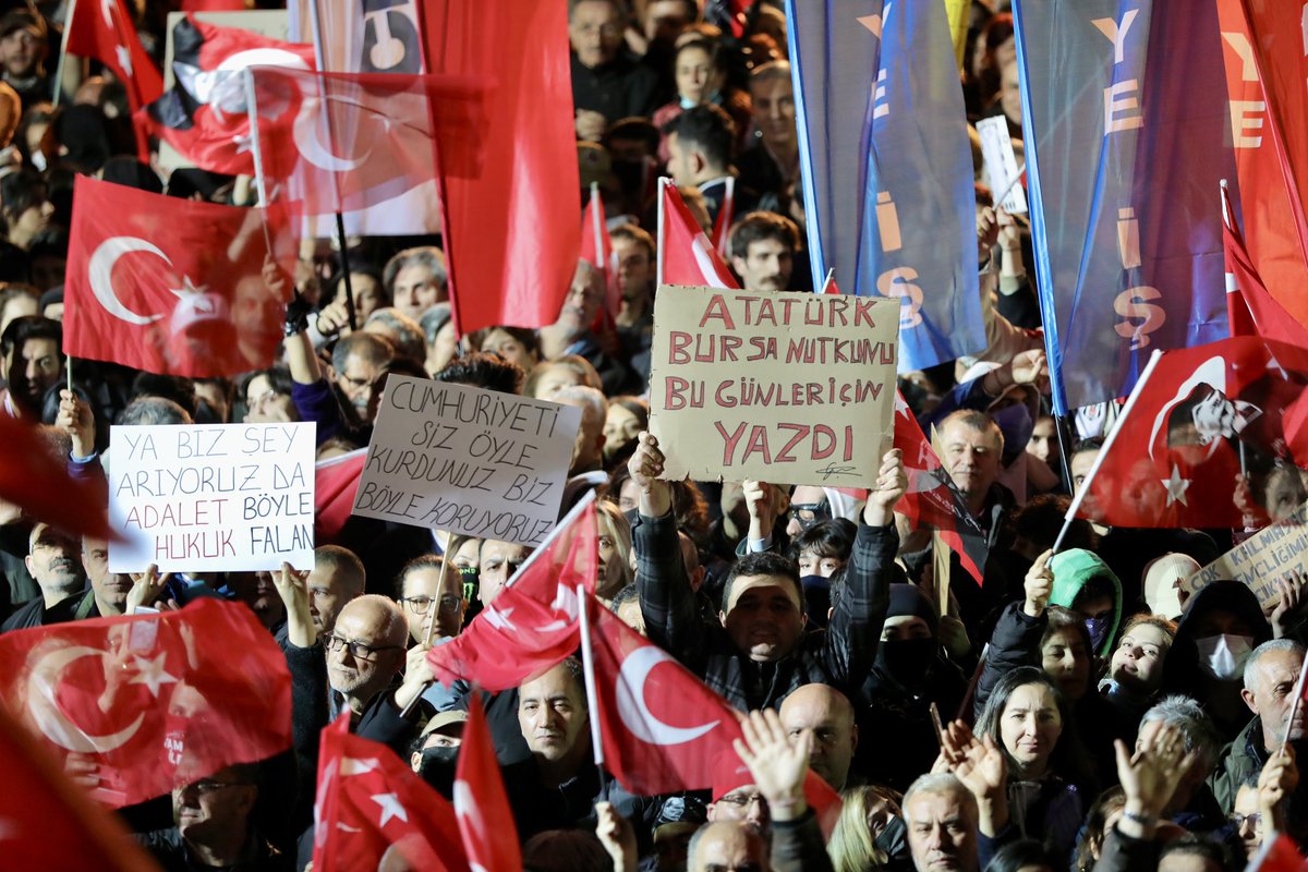 Adalet ve demokrasi için dayanışmaya ve mücadele etmeye devam edeceğiz!
<a href="/ekrem_imamoglu/">Ekrem İmamoğlu</a>