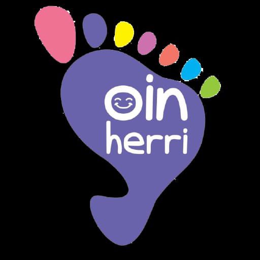 ANDRAMARIIKASTO's tweet image. Gaur Etxarri Aranatzen bide ilusinagarri berri bati ekin diogu eragile desberdinek @OinHerri.ren laguntzarekin:
Haurrak eta gazteak erdigunean jarri eta #HerriHezitzailea izan nahi dugu!