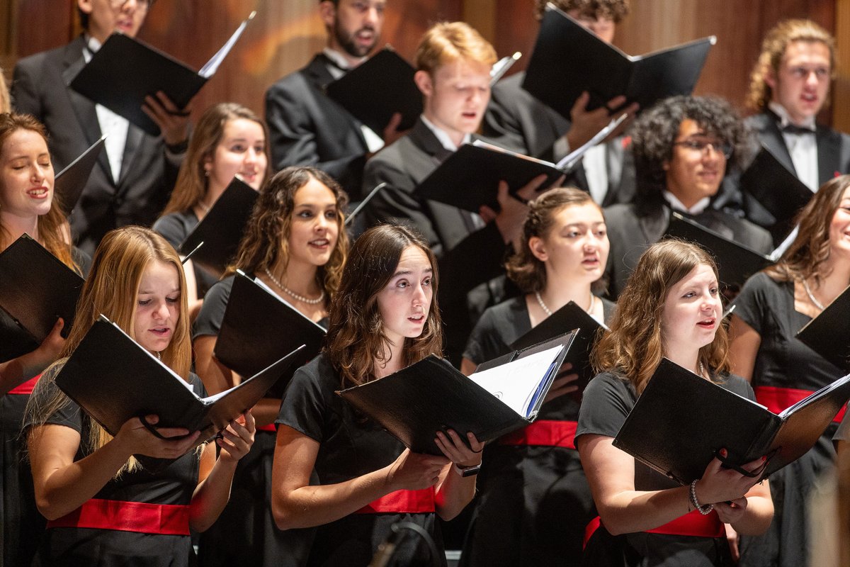 The Westmont College Music Department offers the Vocal Chamber Music Concert, featuring the Westmont Chamber Singers performing art songs and arias at Deane Chapel, on Friday, March 28. Admission to this concert is free, come join us!