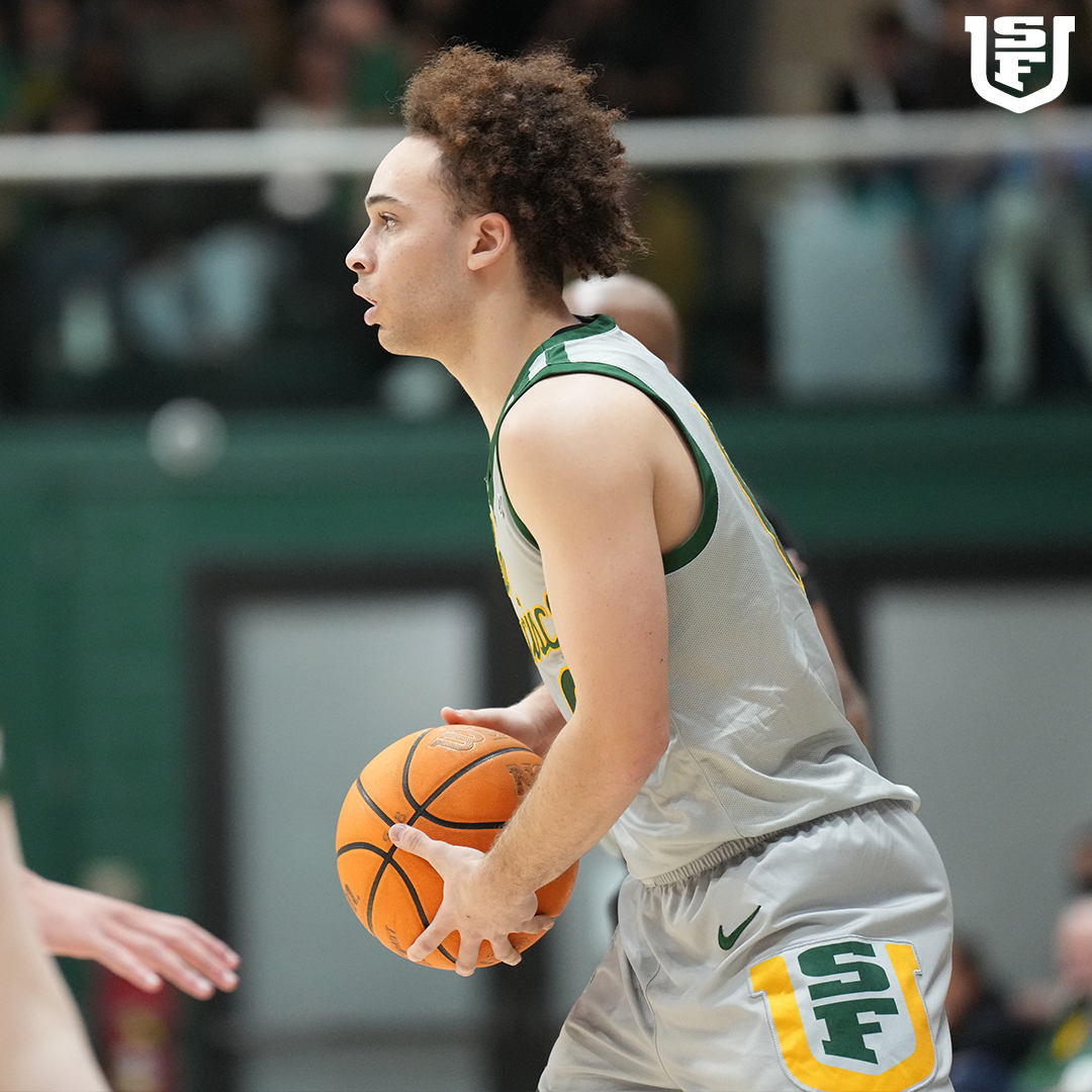 Wishing a Happy Birthday to our guy Beaz 🥳

Enjoy the day <a href="/rybeazz/">ryan beasley</a> !

#USFDons | #WCChoops