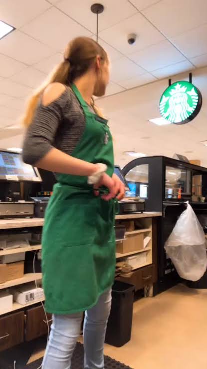 TreyMoCash's tweet photo. VIDEO ARI KYTSYA STARBUCKS LEAK VIDEO Original https://t.co/tlNb1VYj3J… https://t.co/jwMiCYKCSZ