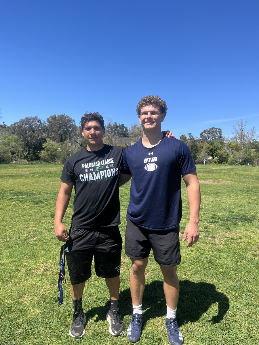 slicknickricc5's tweet image. Tommy pulled up for that 🔧 tune-up 🏈💨! We put in WORK today ⚙️—he’s locked in and ready to ball out in Tennessee‼️

@Tommyansley11

 #StayReady #RBTraining #BuiltForThis #FootballGrind #RAPSD
