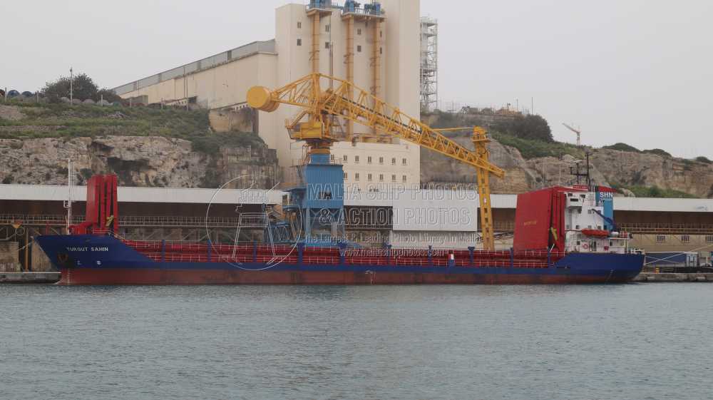 Shipguru's tweet photo. #Spanishbuilt #generalcargoship #TURGUT_SAHIN #berthed at #grandharbourmalta  - 24.03.2025 - https://t.co/nfgboxc3g3 - NO PHOTOS can be used or manipulated without our permission @worldshipsoc @Rich_Ships @ShipsInPics @ShippingTV @ShippingMag @shippingdata @ShippingWatch https://t.co/iqveRO69ba