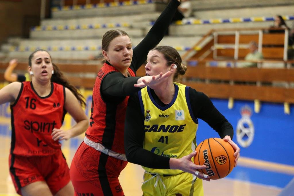 CompeticionesFEB (@competicionfeb) on Twitter photo ⛹️♀️ MVP #LFChallenge: Sara Zaragoza (<a href="/Sarigoza/">Sara Zaragoza</a>), la MVP de una victoria que puede valer una permanencia
▶ La pívot culminó la 🇯2⃣5⃣ impulsando clasificatoriamente a su <a href="/realcanoe/">Real Canoe NC</a>
📊 26 val: 16 puntos, 12 rebotes y 5 faltas rec.
🖐 Quinteto ideal ⬇
feb.es/2025/3/24/balo… ⛹️♀️ MVP #LFChallenge: Sara Zaragoza (<a href="/Sarigoza/">Sara Zaragoza</a>), la MVP de una victoria que puede valer una permanencia
▶ La pívot culminó la 🇯2⃣5⃣ impulsando clasificatoriamente a su <a href="/realcanoe/">Real Canoe NC</a>
📊 26 val: 16 puntos, 12 rebotes y 5 faltas rec.
🖐 Quinteto ideal ⬇
feb.es/2025/3/24/balo…