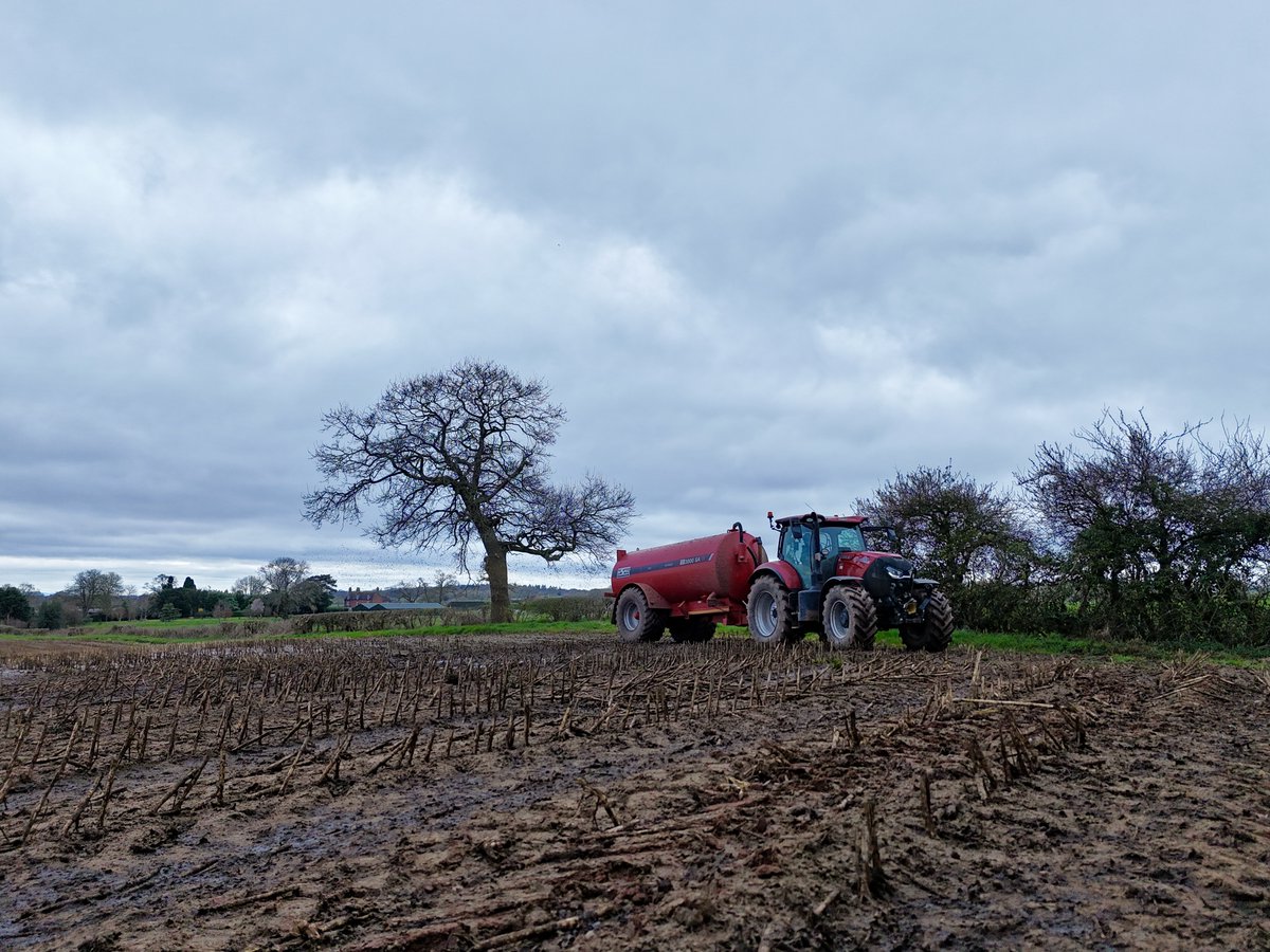 spj1958's tweet image. #keyworkers #NoFarmersNoFood 🚜 #loveukweather