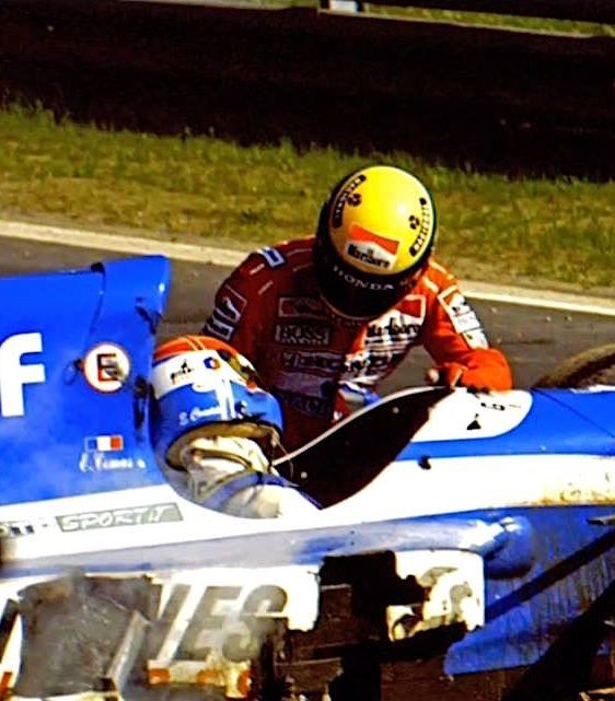 "Ayrton Senna saved my life"

Erik Comas - Spa 1992

#F1