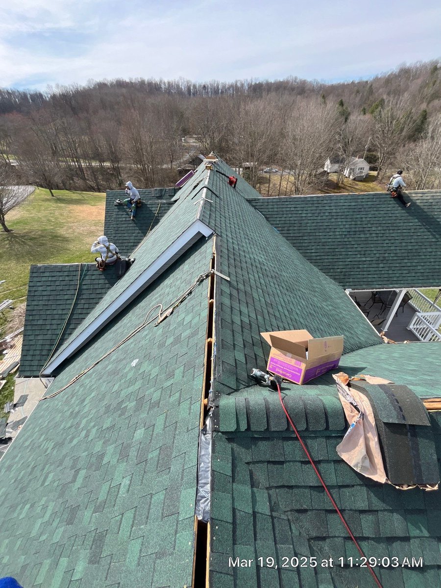 FaheyRoofing's tweet photo. Here we have an awesome green Landmark Pro shingle roof being installed in Beckley, WV. Lots of small details on this one and very steep. My foreman Robin and crew are fantastic with jobs like this! 

Give us a call for top-of-the-line service and a product that can’t be beat in performance and warranty. 

CertainTeed is a high-quality product we have stood by 💯 for almost close to a decade. 

We do NOT jump around to different shingles because of prices or deals. We stand firm in what we believe is the 
BEST. 

Give us a call at 304-736-7663
WV,KY and Ohio 

#roofingcontractor #roofing #Fahey #certainteedlandmark #certainteed