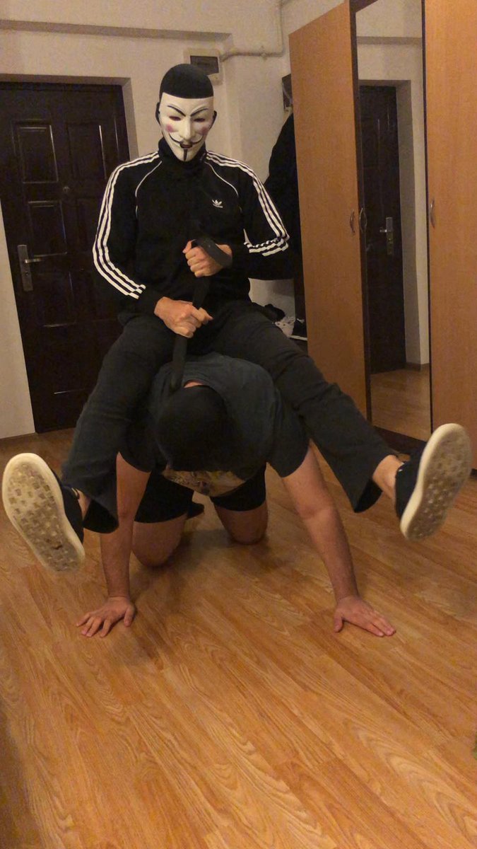 MASTERB1TTER's tweet photo. Taking one of my subs for a ride. Who's next?

@Toeypromo @CockyStr8boyz @findominfluence @BestFootMasters @PromoRTpig

#cashmaster #cashslave #paypig #feet #malefeet #dirtysocks #masterfeet #findom #feetmaster https://t.co/B6VqrNFgmC